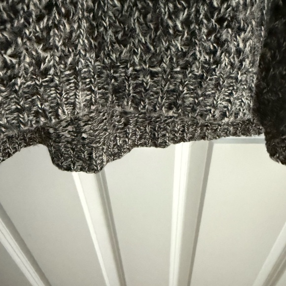 J J Basics Women's Gray Knit Sweater - Picture 5 of 5